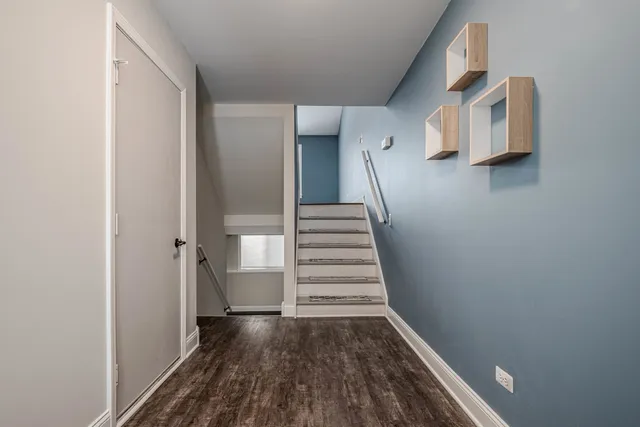 $2,300 | 226 East Conley Drive, Elburn, IL 60119