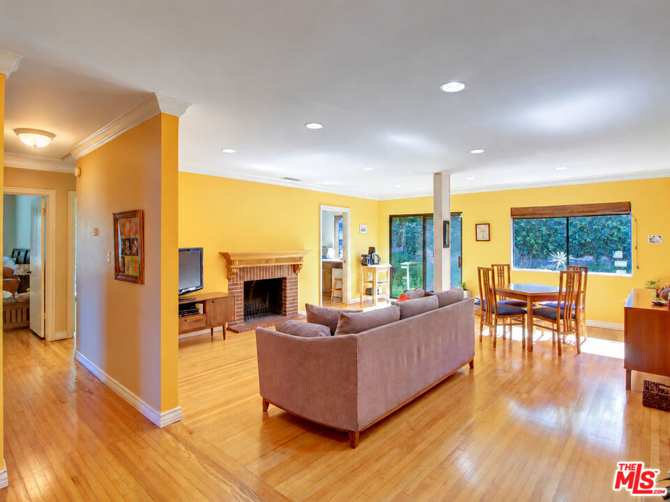 5720 El Rincon Way Culver City, CA 90230 - Photo 15 of 35 Gallery Image 15