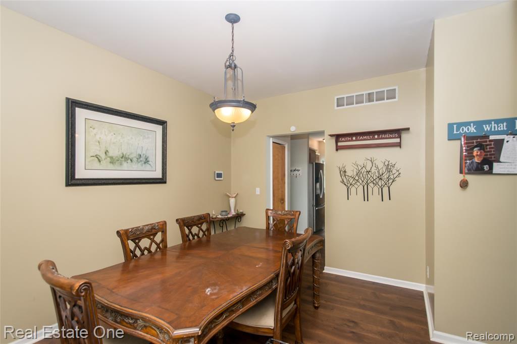 145 Stockbridge Road Webberville, MI 48892 - Photo 16 of 41 Gallery Image 16