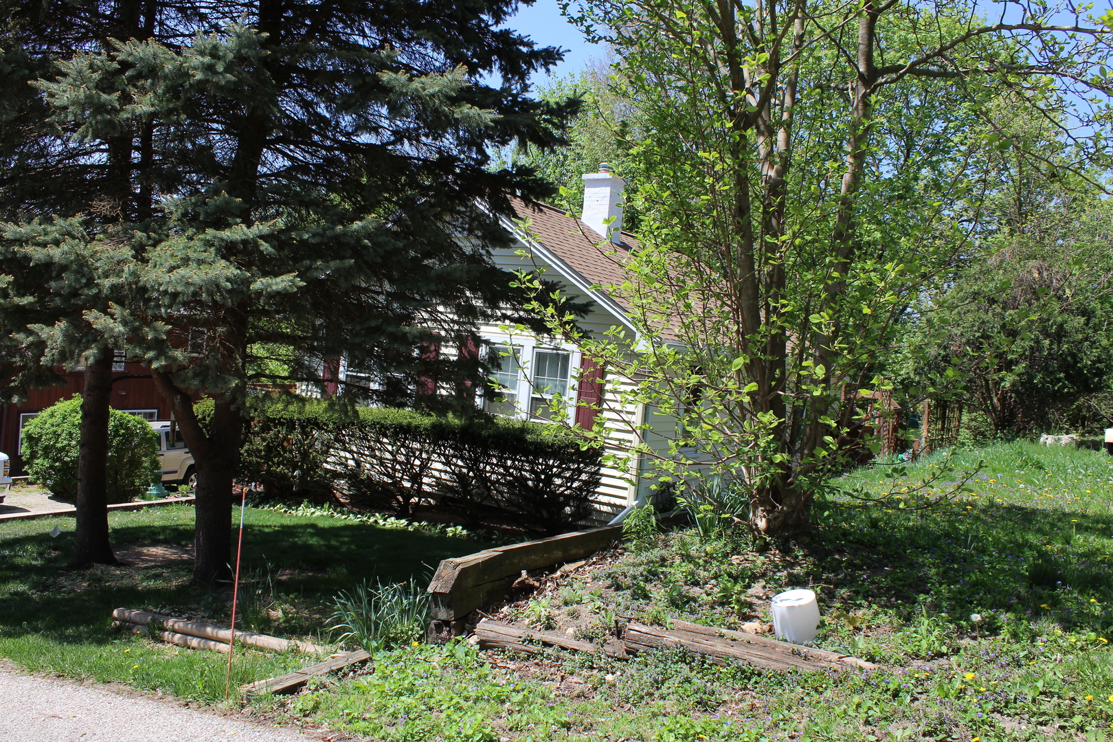 8409 Balder Drive Cary, IL 60013 - Photo 3 of 23 a view of outdoor space and garden