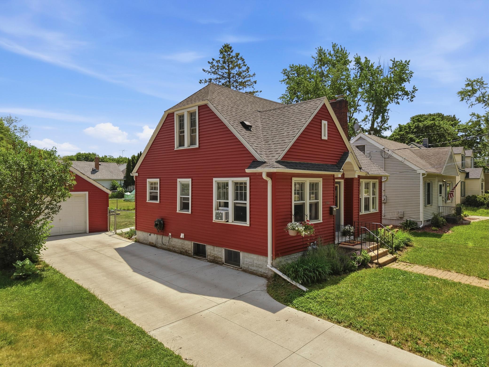 940 9th Avenue Southeast Rochester, MN 55904 - Photo 33 of 41