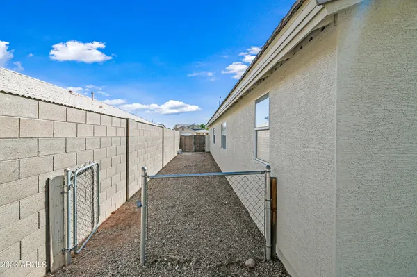$2,070 | 7658 East Obispo Avenue, Mesa, AZ 85212