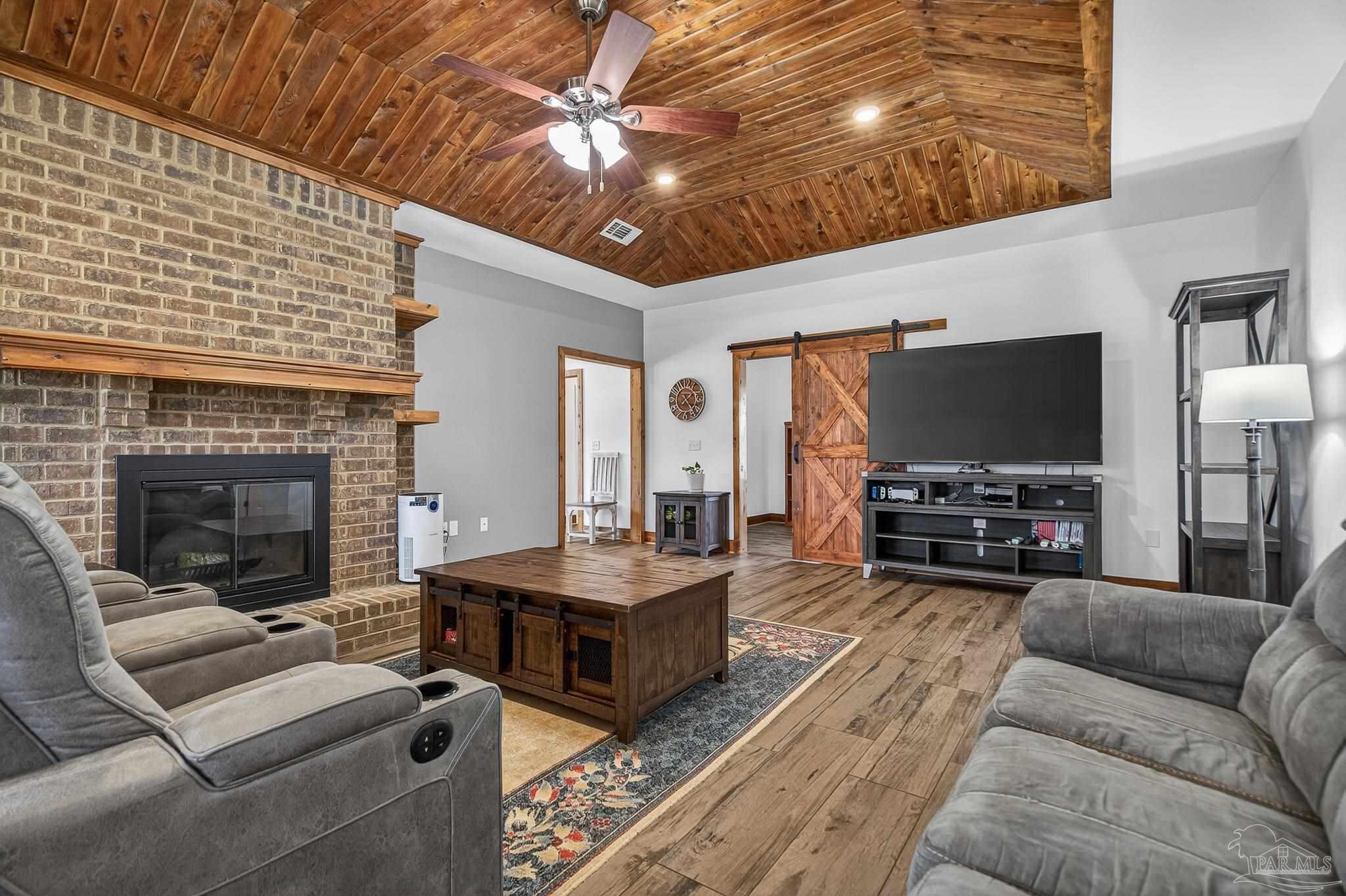 2248 Wallace Lake Road Pace, FL 32571 - Photo 7 of 61