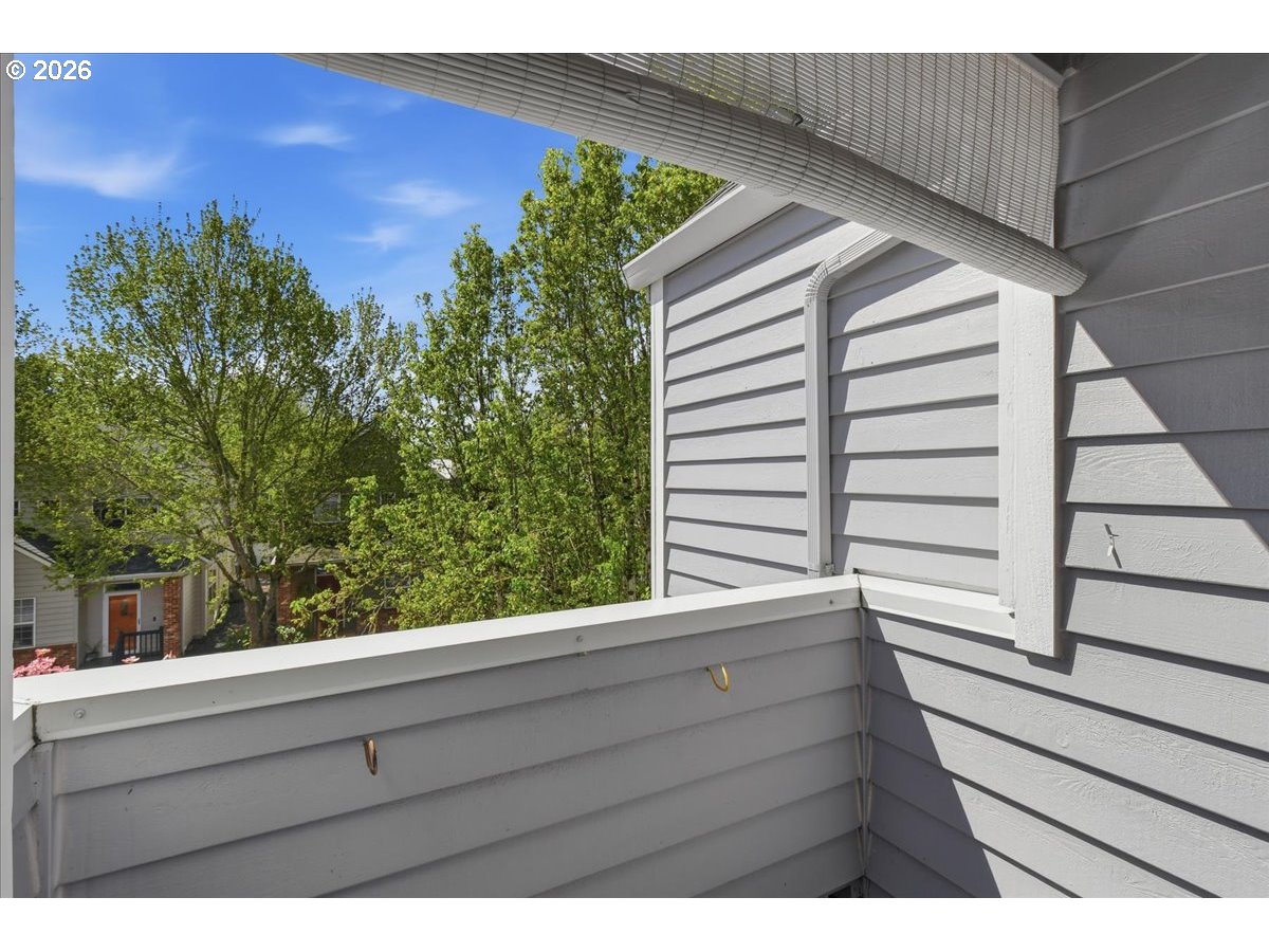 425 Northeast Roth Street Portland, OR 97211 - Photo 21 of 34 Gallery Image 21