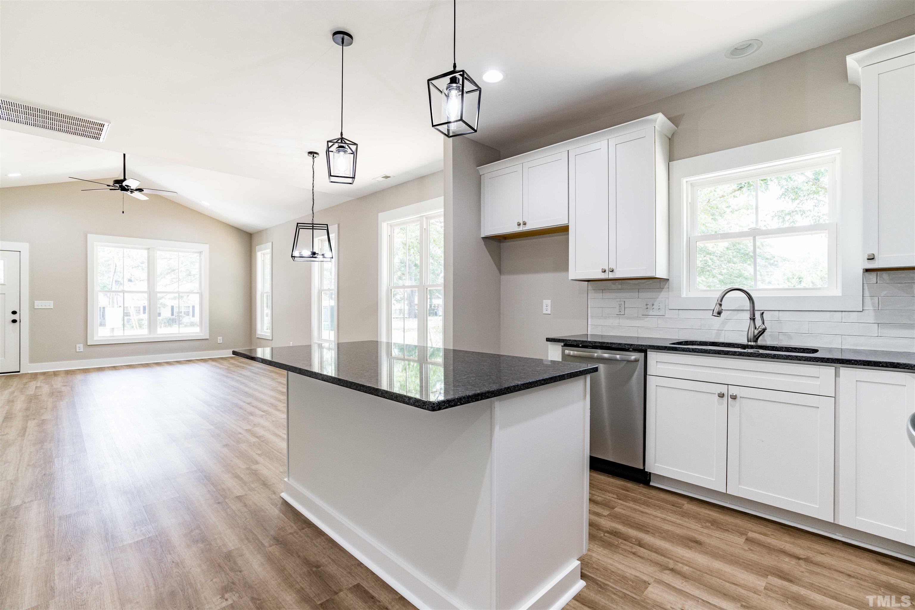 302 River Road Selma, NC 27576 - Photo 10 of 21 Gallery Image 10