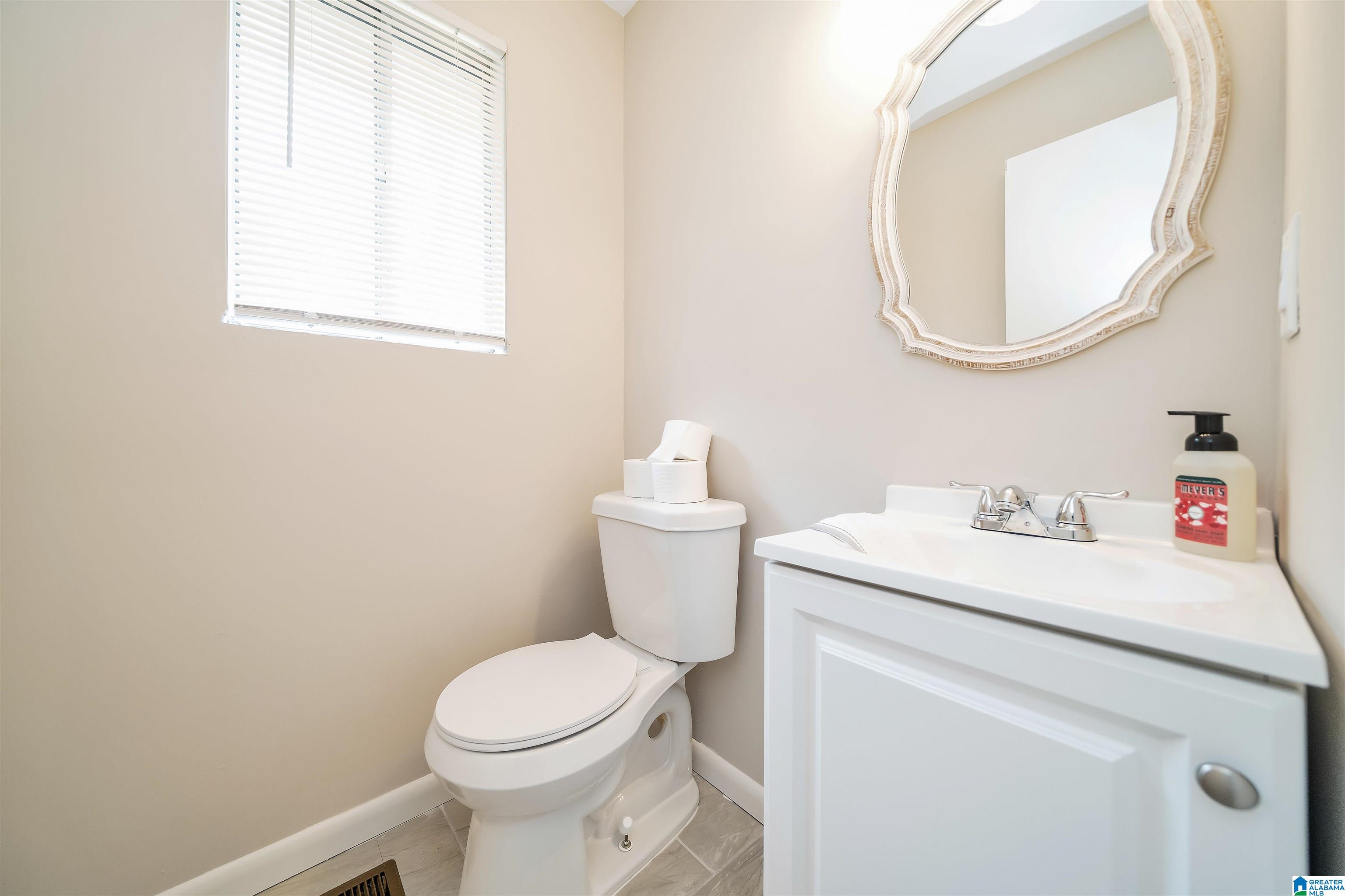 2074 Nixon Road Bessemer, AL 35022 - Photo 8 of 29