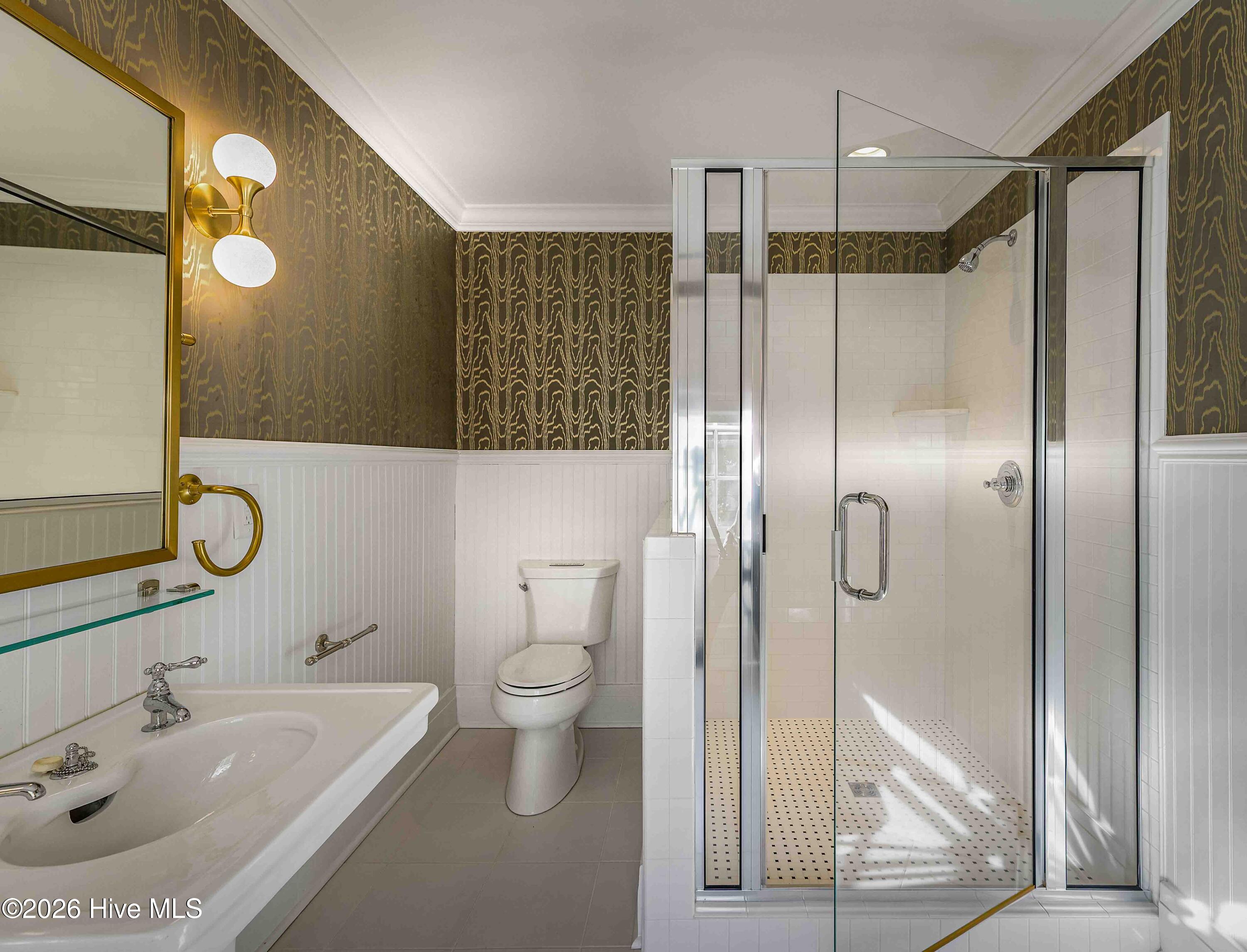 12 Barrett Road East Pinehurst, NC 28374 - Photo 39 of 77 Guest Bathroom