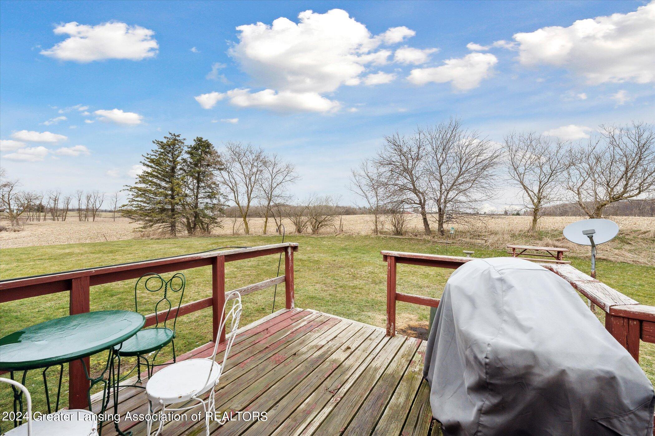 1810 West Jason Road Dewitt, MI 48820 - Photo 42 of 50 42-1810-W-Jason-Rd-DeWitt-MI-48820-Windo