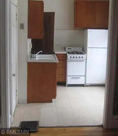 $599,000 | 2082 Marshall Avenue, St. Paul, MN 55104