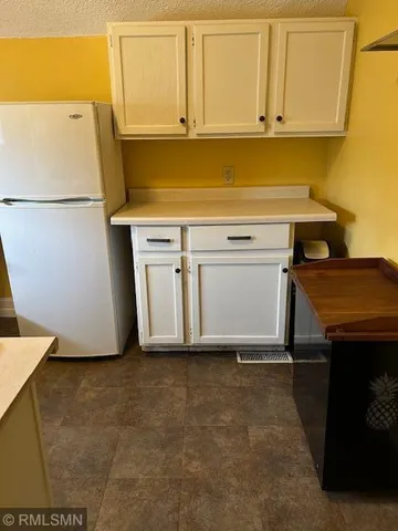 $599,000 | 2082 Marshall Avenue, St. Paul, MN 55104