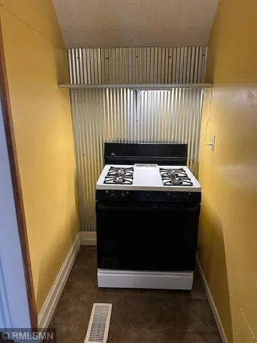 $599,000 | 2082 Marshall Avenue, St. Paul, MN 55104