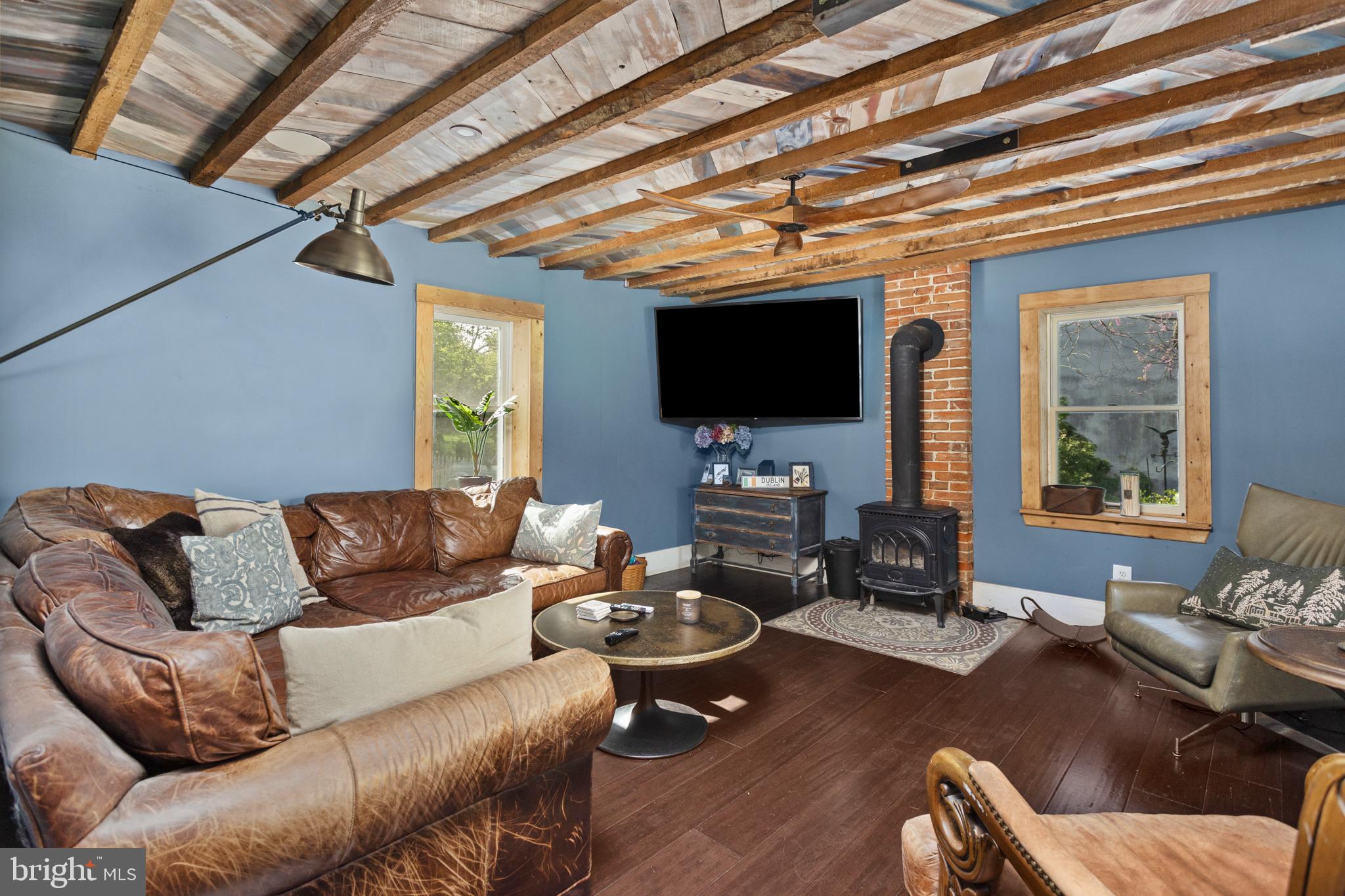 942 Province Line Road Allentown, NJ 08501 - Photo 16 of 50 a living room with furniture and a flat screen tv