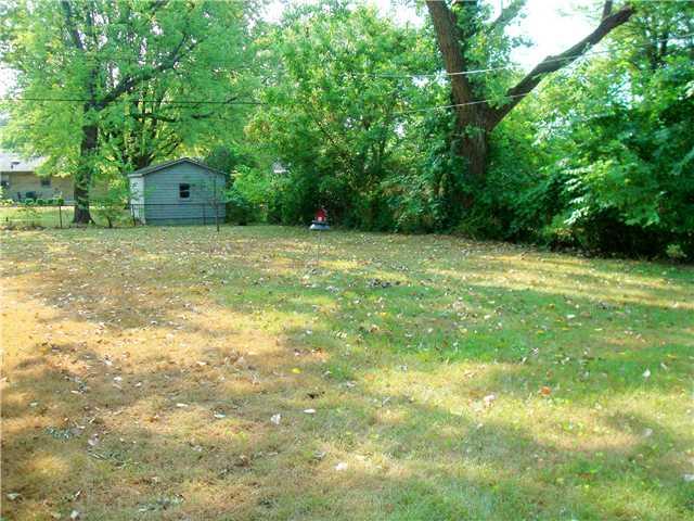 115 Burbank Road Indianapolis, IN 46219 - Photo 20 of 21 Gallery Image 20