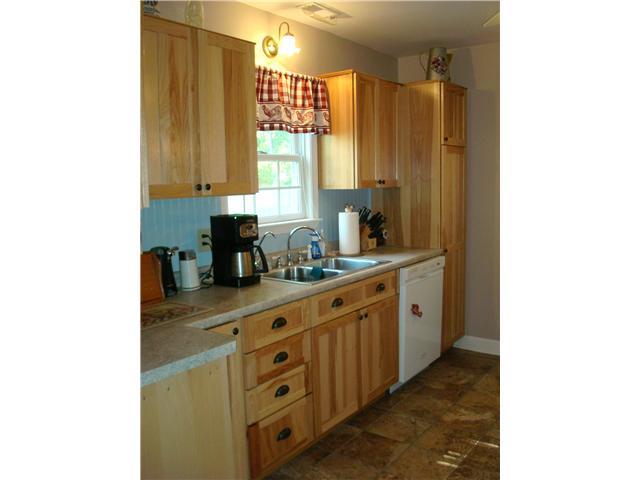 115 Burbank Road Indianapolis, IN 46219 - Photo 6 of 21 Gallery Image 6