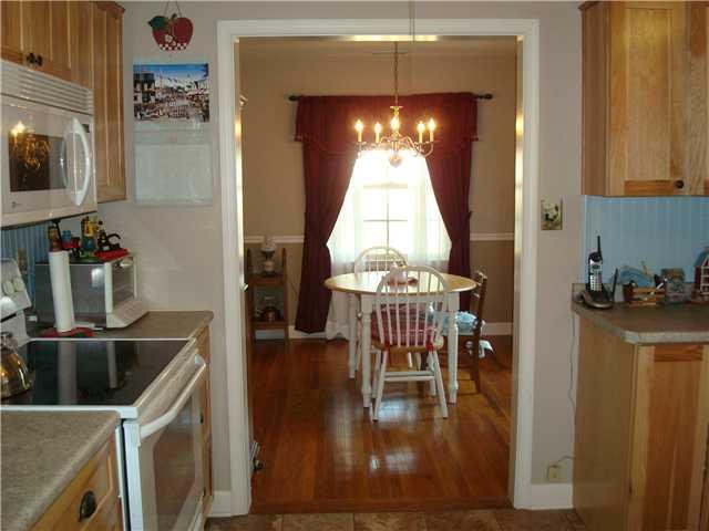 115 Burbank Road Indianapolis, IN 46219 - Photo 7 of 21 Gallery Image 7