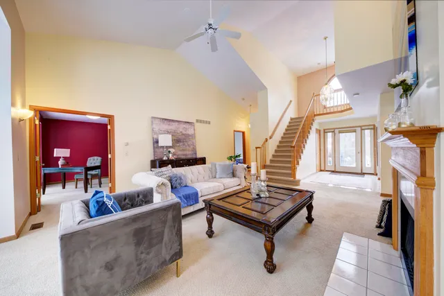 $593,499 | 825 Brookside Drive, Ann Arbor, MI 48105