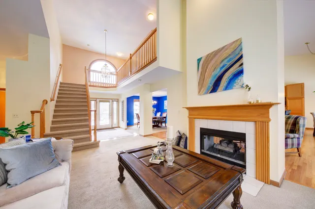 $593,499 | 825 Brookside Drive, Ann Arbor, MI 48105