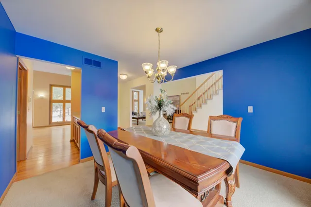 $593,499 | 825 Brookside Drive, Ann Arbor, MI 48105