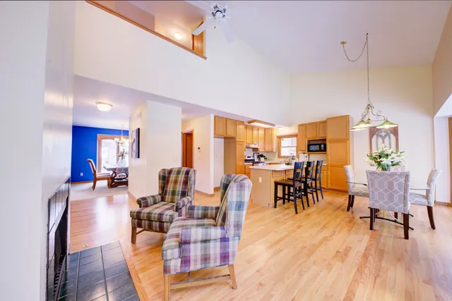 $593,499 | 825 Brookside Drive, Ann Arbor, MI 48105