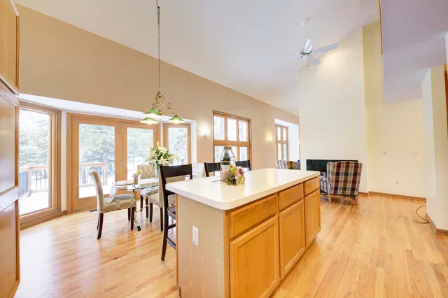 $593,499 | 825 Brookside Drive, Ann Arbor, MI 48105