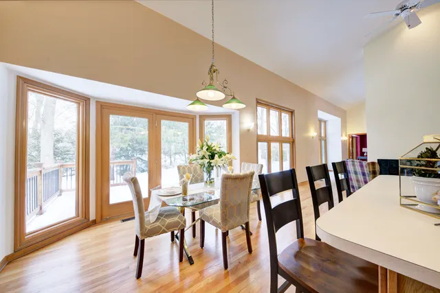 $593,499 | 825 Brookside Drive, Ann Arbor, MI 48105