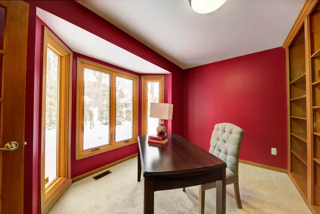 $593,499 | 825 Brookside Drive, Ann Arbor, MI 48105