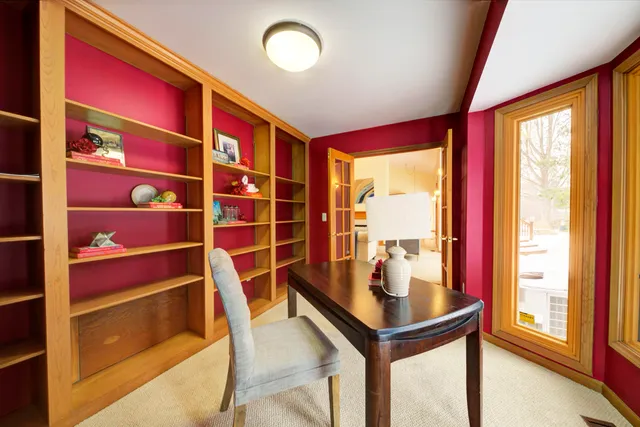 $593,499 | 825 Brookside Drive, Ann Arbor, MI 48105