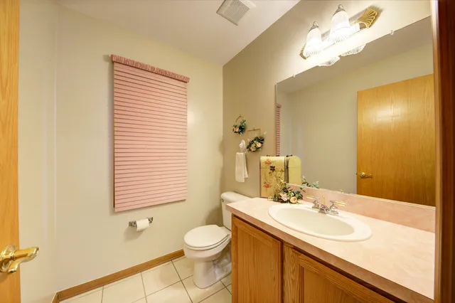 $593,499 | 825 Brookside Drive, Ann Arbor, MI 48105