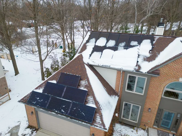 $593,499 | 825 Brookside Drive, Ann Arbor, MI 48105