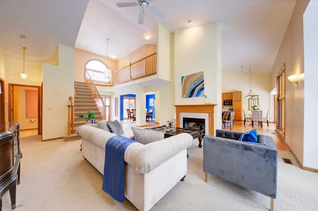 $593,499 | 825 Brookside Drive, Ann Arbor, MI 48105