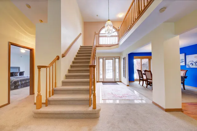 $593,499 | 825 Brookside Drive, Ann Arbor, MI 48105