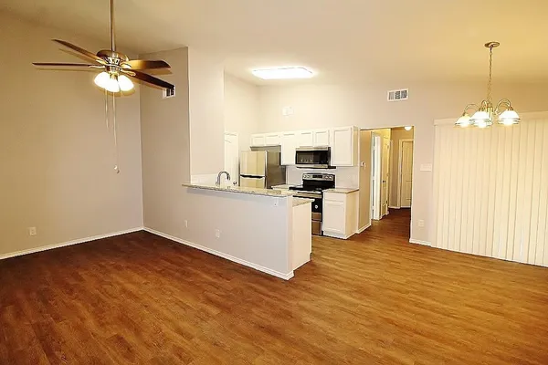 $1,575 | 6620 South Creek Drive, Fort Worth, TX 76133