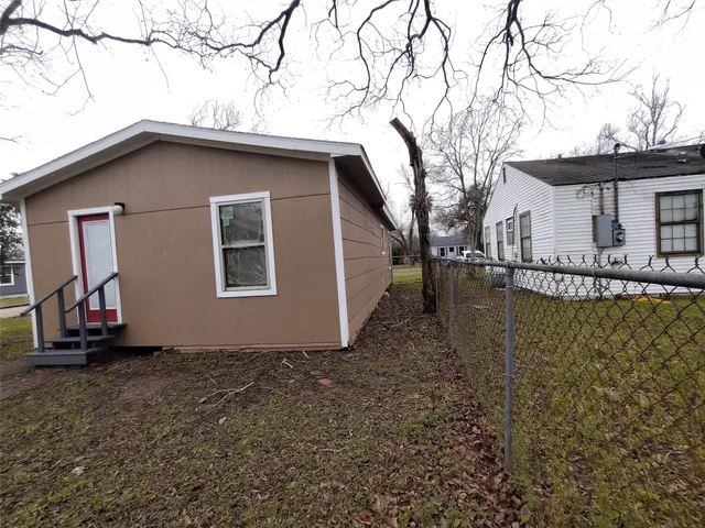 $139,000 | 1302 West 6th Street, Freeport, TX 77541