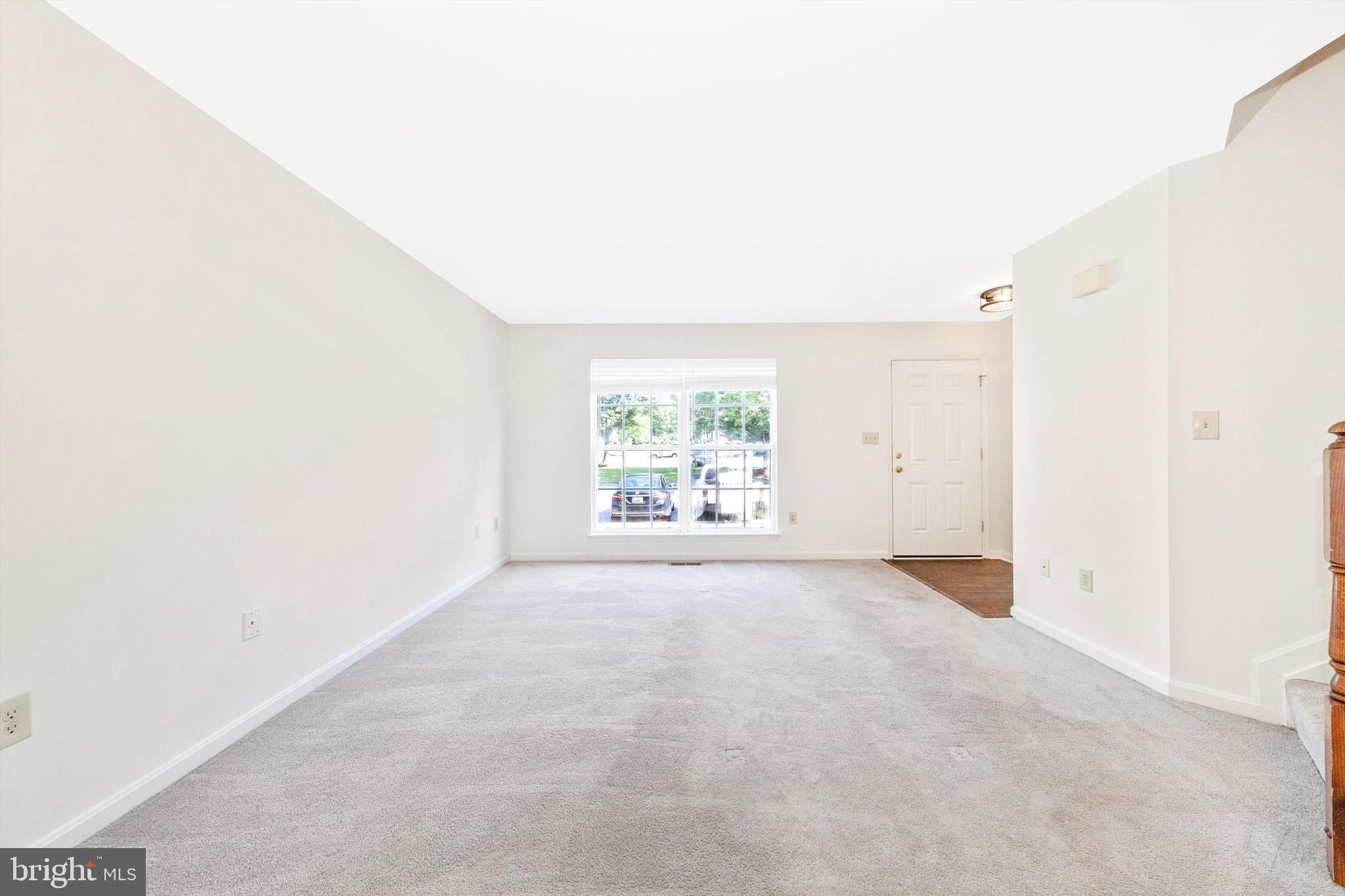 9114 Ridgefield Lane Frederick, MD 21701 - Photo 4 of 50 Living Room