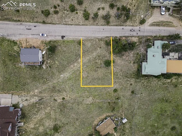 a view of a outdoor space