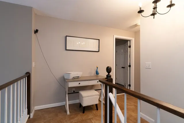 $425,000 | 15 Cherokee Road, Holland, MA 01521