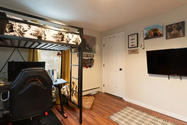 $425,000 | 15 Cherokee Road, Holland, MA 01521