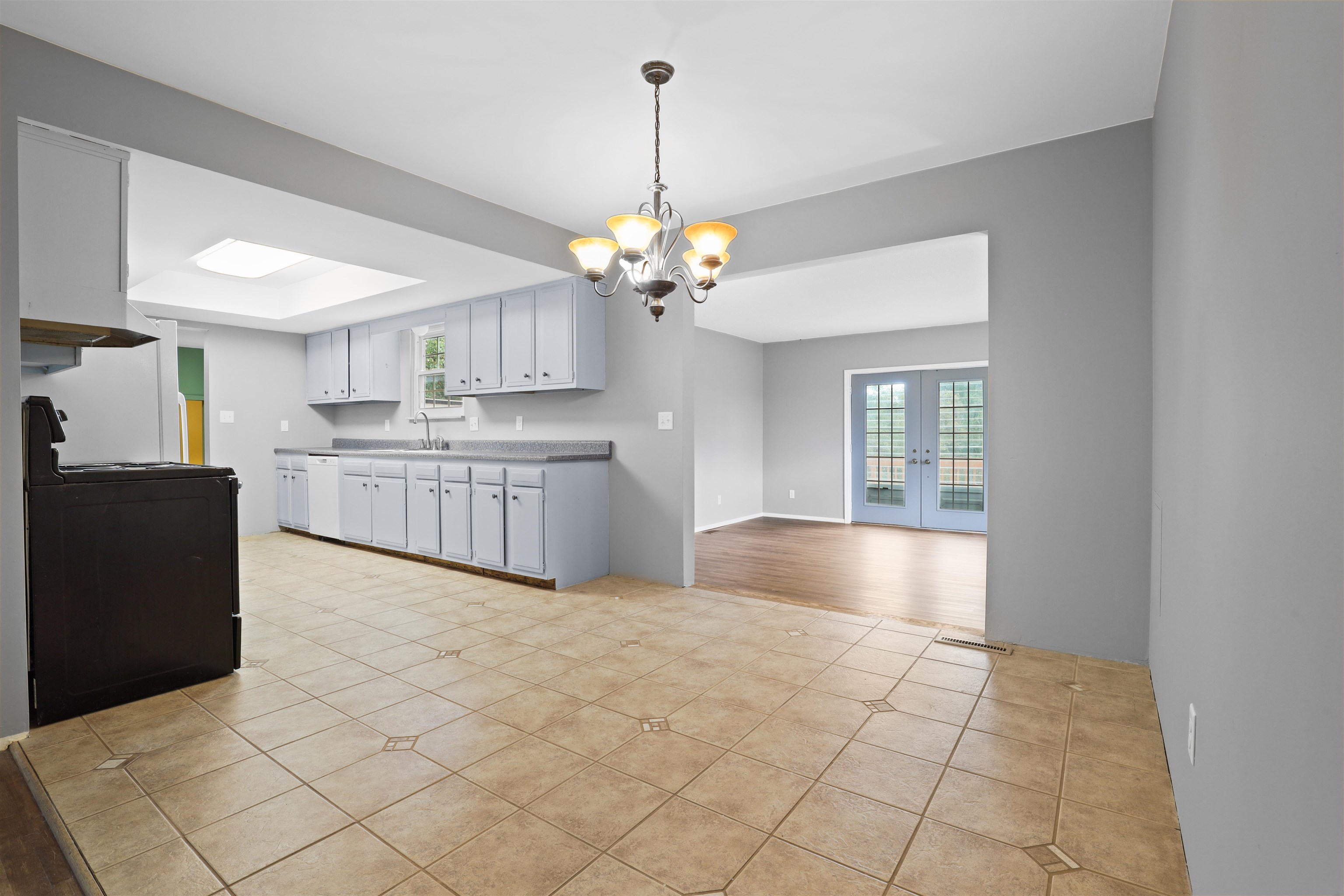 14392 North Vassar Road Millington, MI 48746 - Photo 10 of 95 50191154-1f3daa2e-8f0c-48dd-8336-f9318fca1eca.JPG