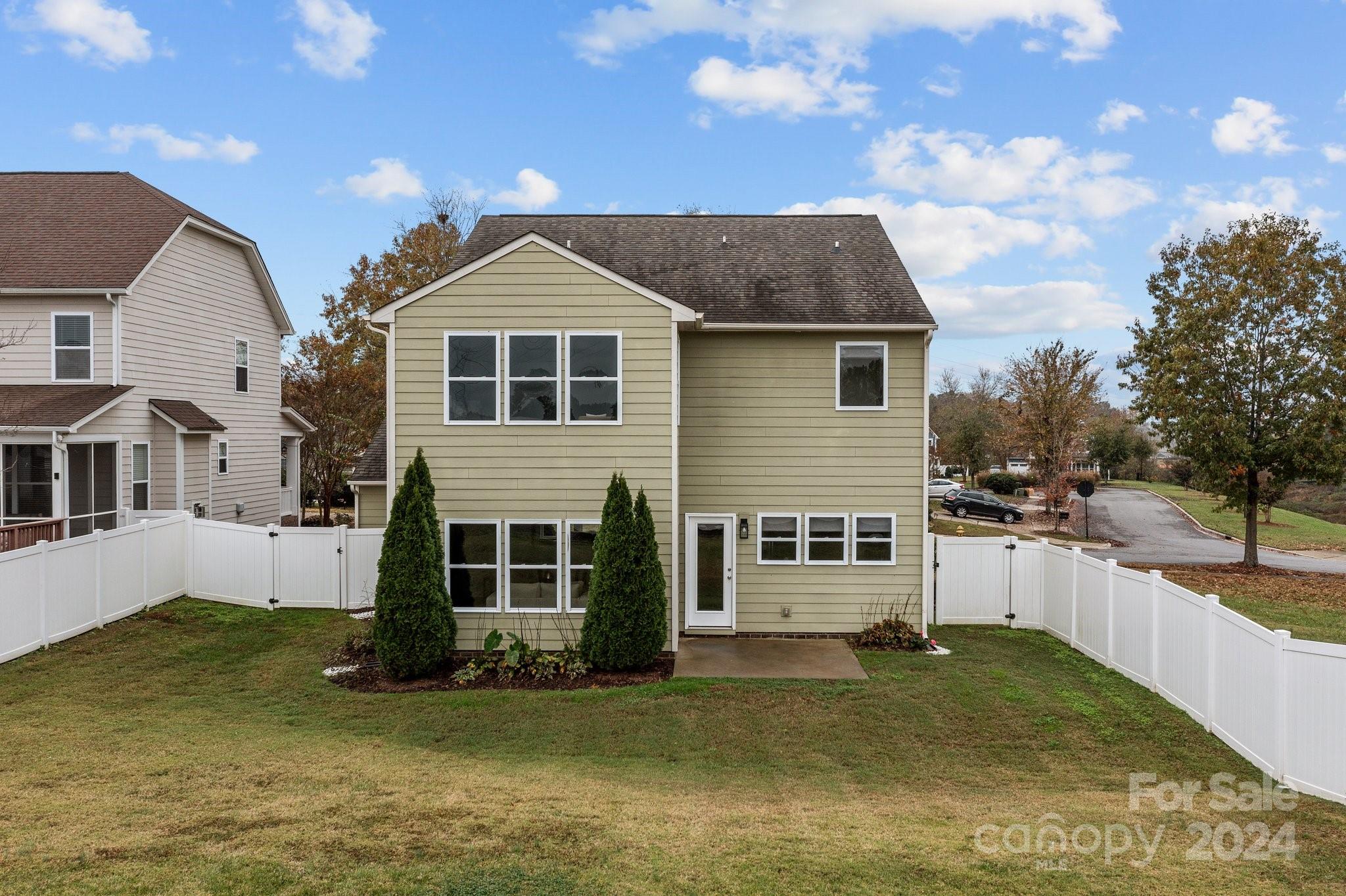 13421 Pierre Reverdy Drive Davidson, NC 28036 - Photo 43 of 45 Gallery Image 43