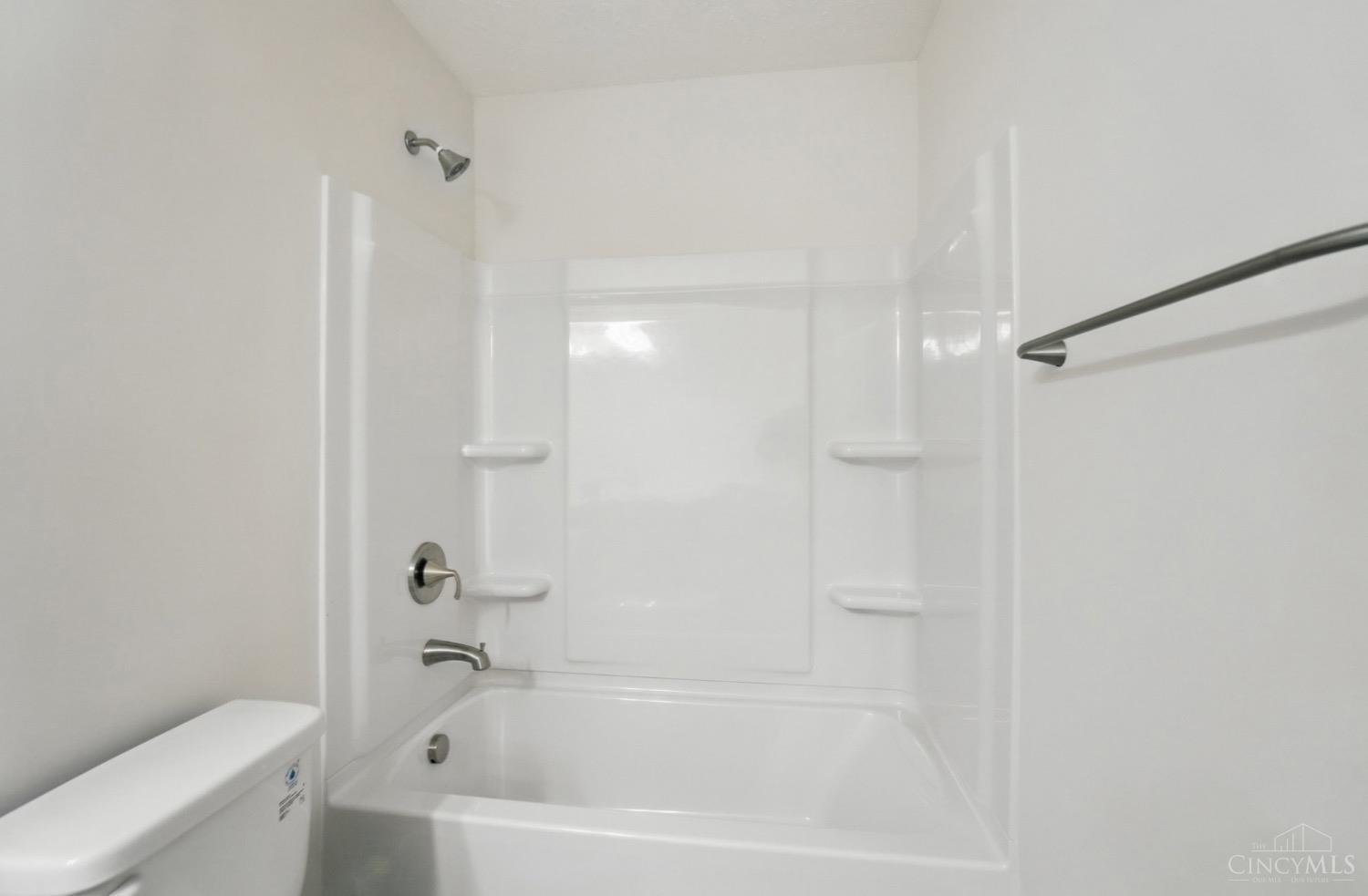 7334 Hunters Ridge Lane Cincinnati, OH 45247 - Photo 36 of 39 Gallery Image 36