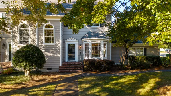 $539,000 | 2019 Clearfield Lane, Chattanooga, TN 37405