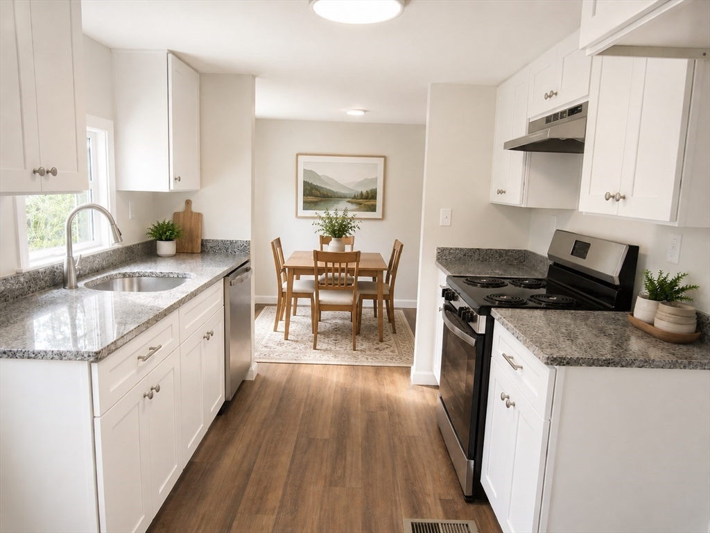 36 Longboat Road Wareham, MA 02576 - Photo 5 of 18