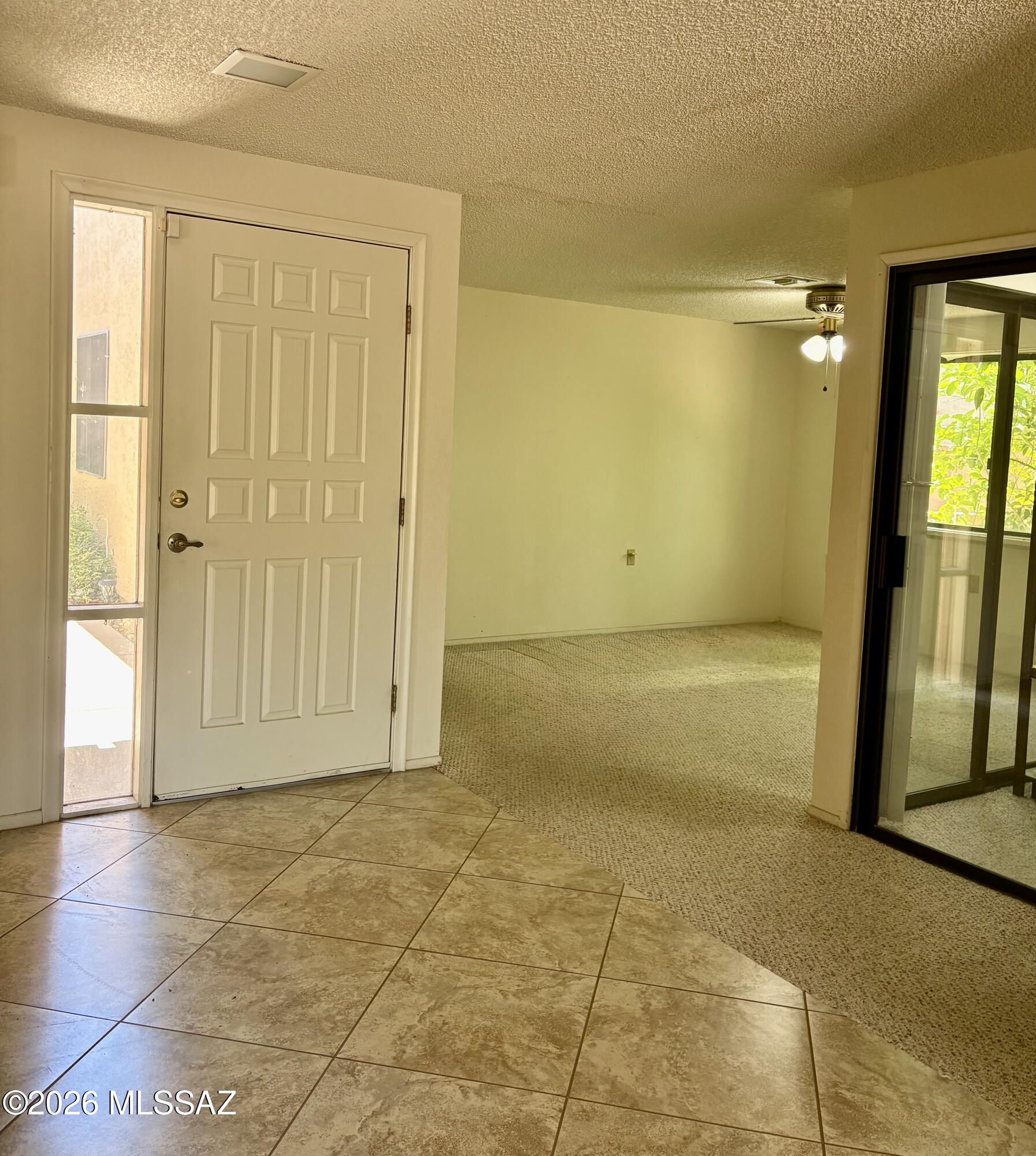 696 West Rio-Altar Green Valley, AZ 85614 - Photo 4 of 24 Entry