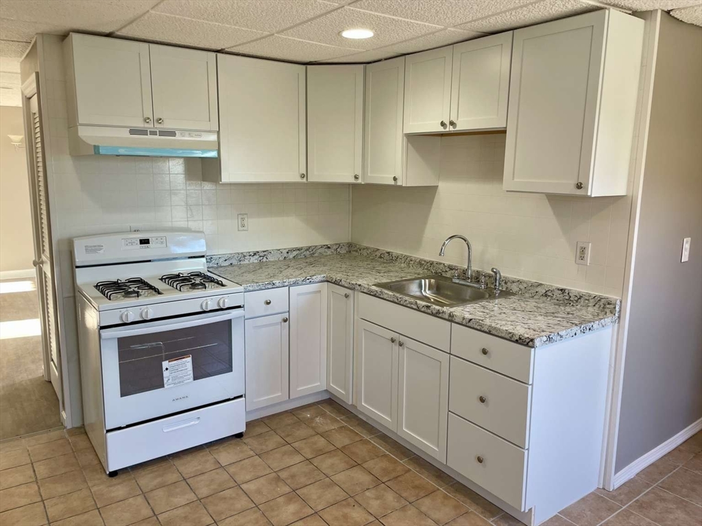 159 Cherry Street Fall River, MA 02720 - Photo 4 of 20 Gallery Image 4