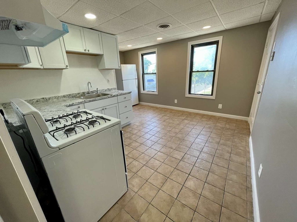 159 Cherry Street Fall River, MA 02720 - Photo 5 of 20 Gallery Image 5