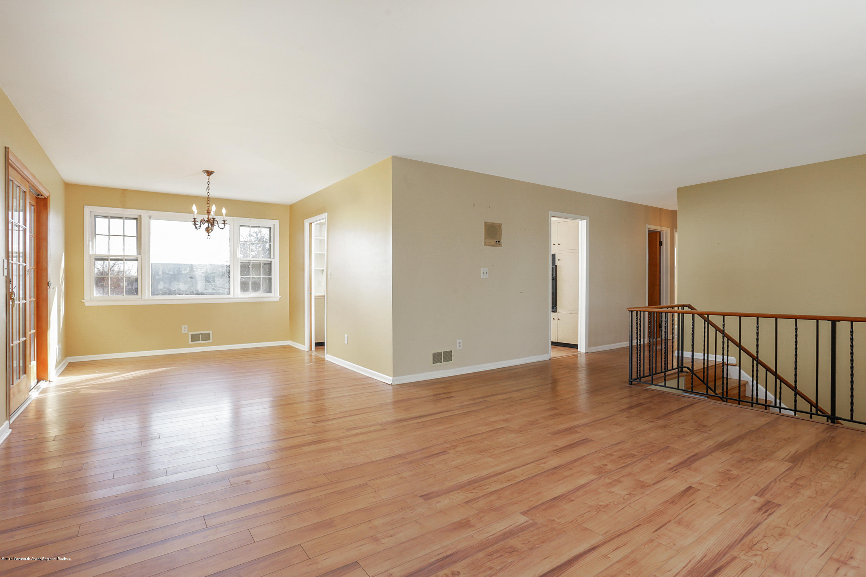 8 Ripley Lane Belmar, NJ 07719 - Photo 3 of 23 IMG_9649