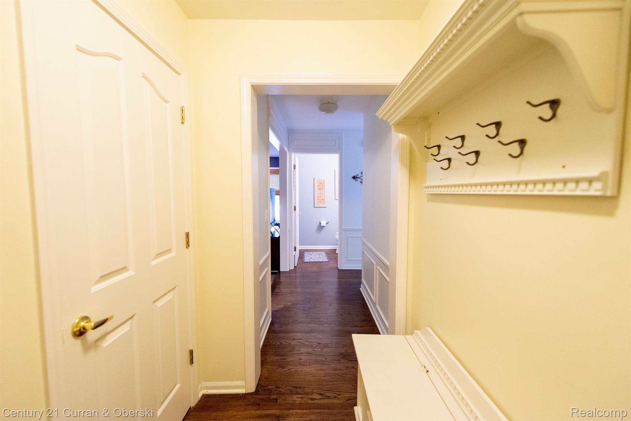 3764 Piedmonte Drive Rochester, MI 48306 - Photo 25 of 60 Mud Room