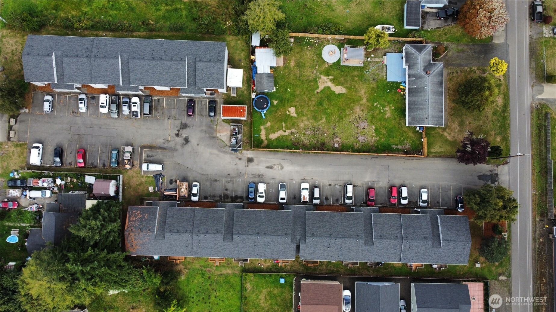 1913 Coolidge Road Aberdeen, WA 98520 - Photo 6 of 18 an aerial view of multiple house