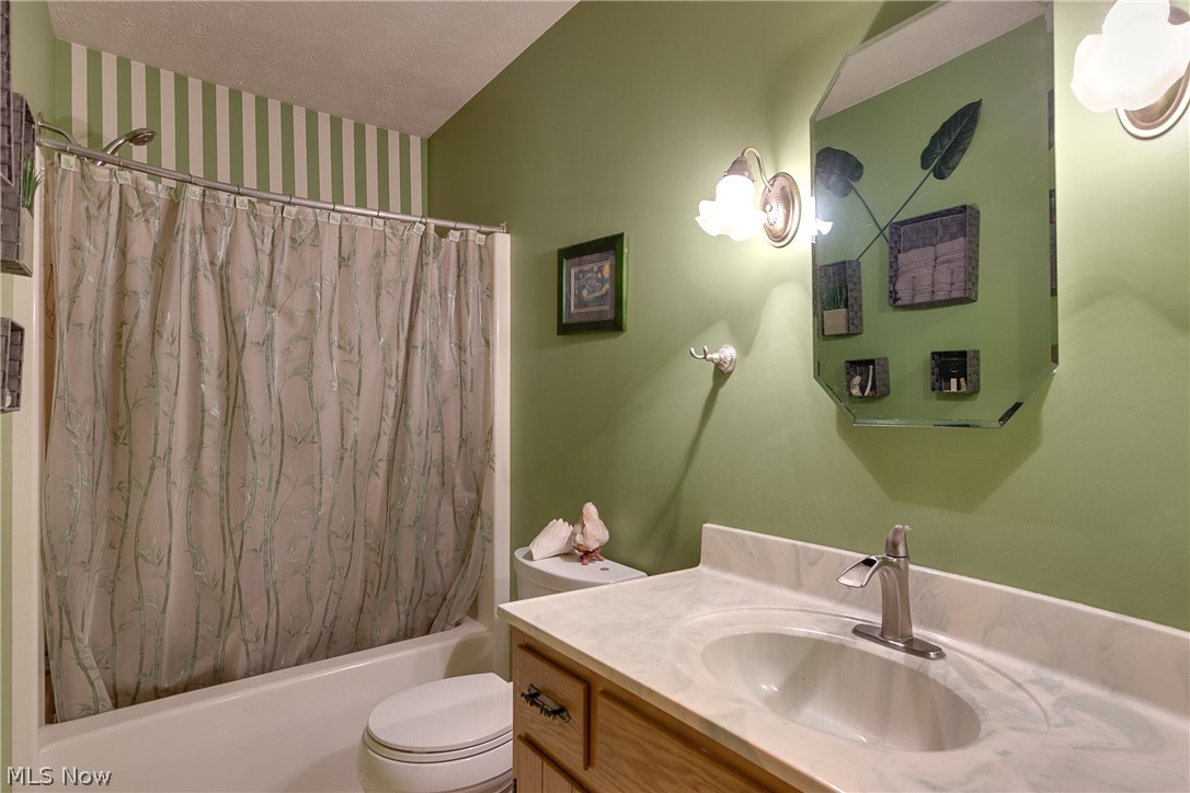 15344 Stillwell Road Huntsburg, OH 44046 - Photo 13 of 22 Gallery Image 13