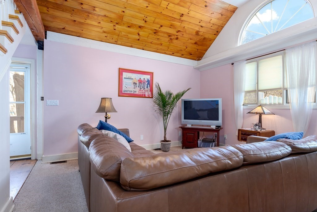 423 King Street Littleton, MA 01460 - Photo 31 of 38